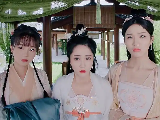 图片[2]-古装美女包围了-ACG游戏网